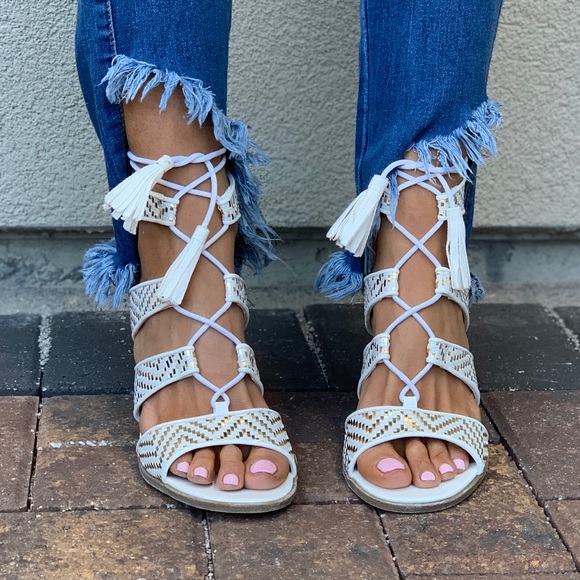 NIB Raffia Ghillie Tassel/Lace ColorBlock Sandals - Picture 3 of 8